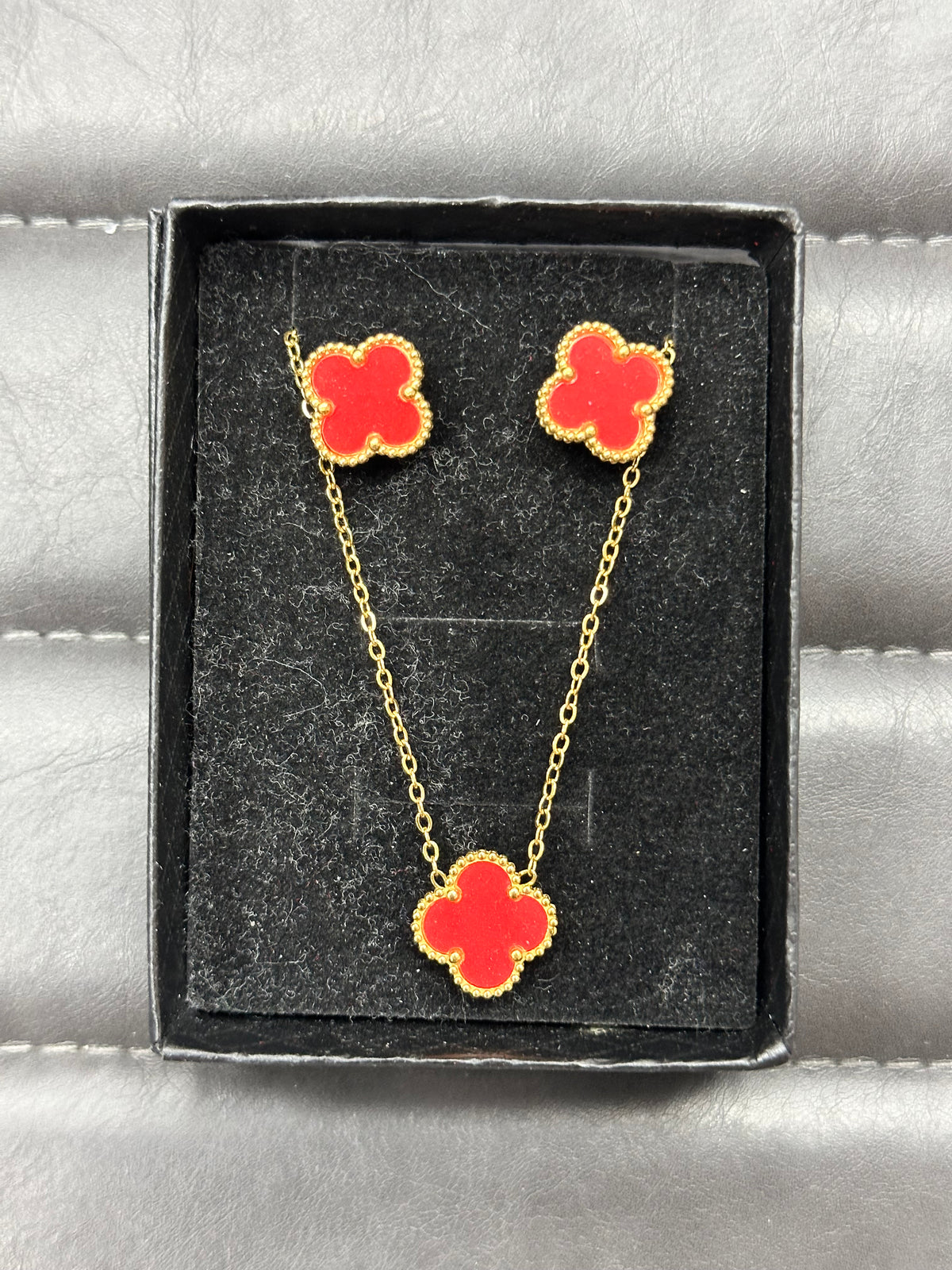 Clover Necklace and Earrings Set Red