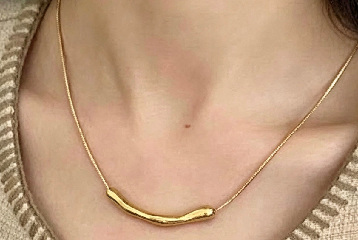 Gold Bar Necklace