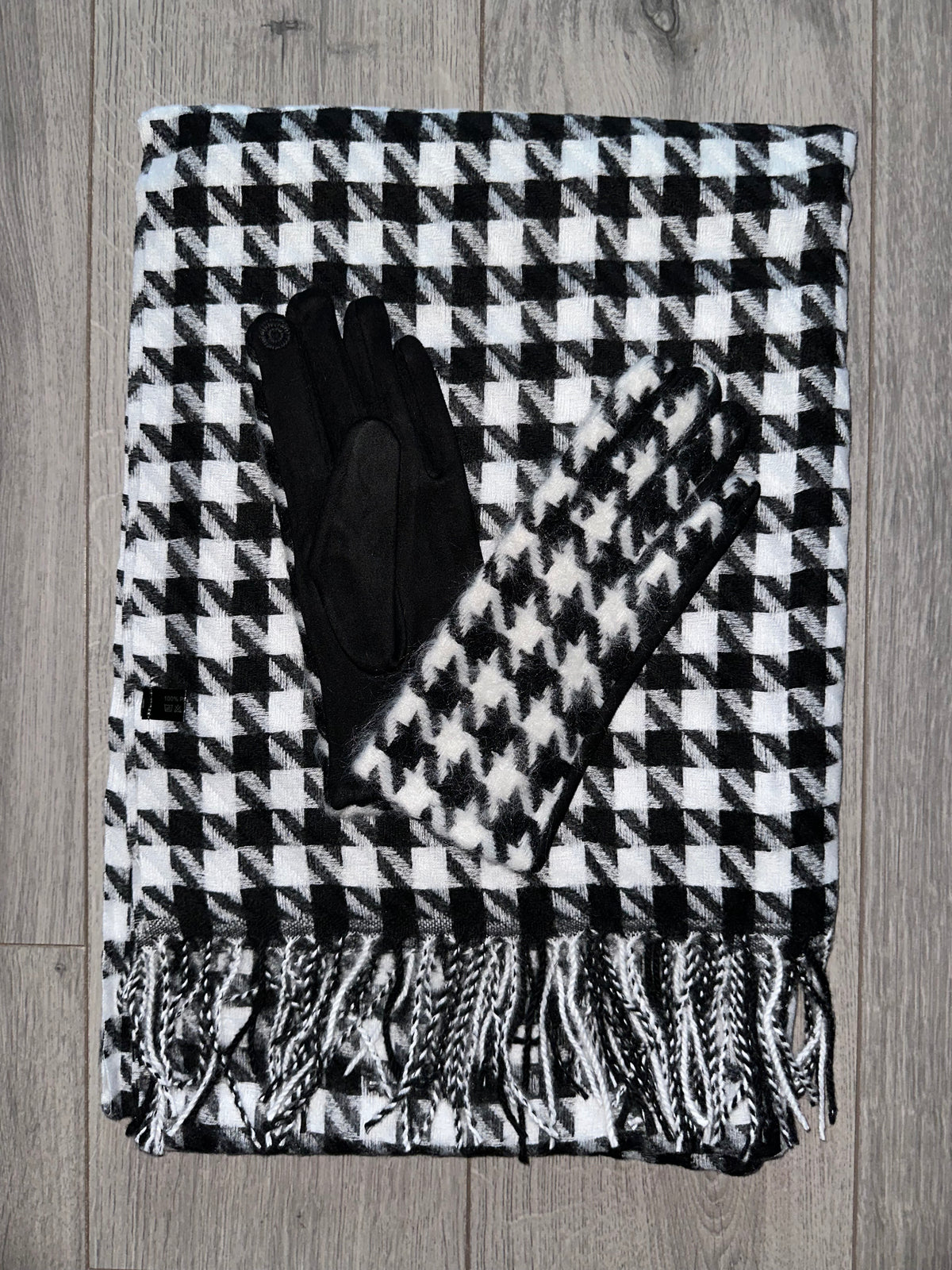 Houndstooth Scarf
