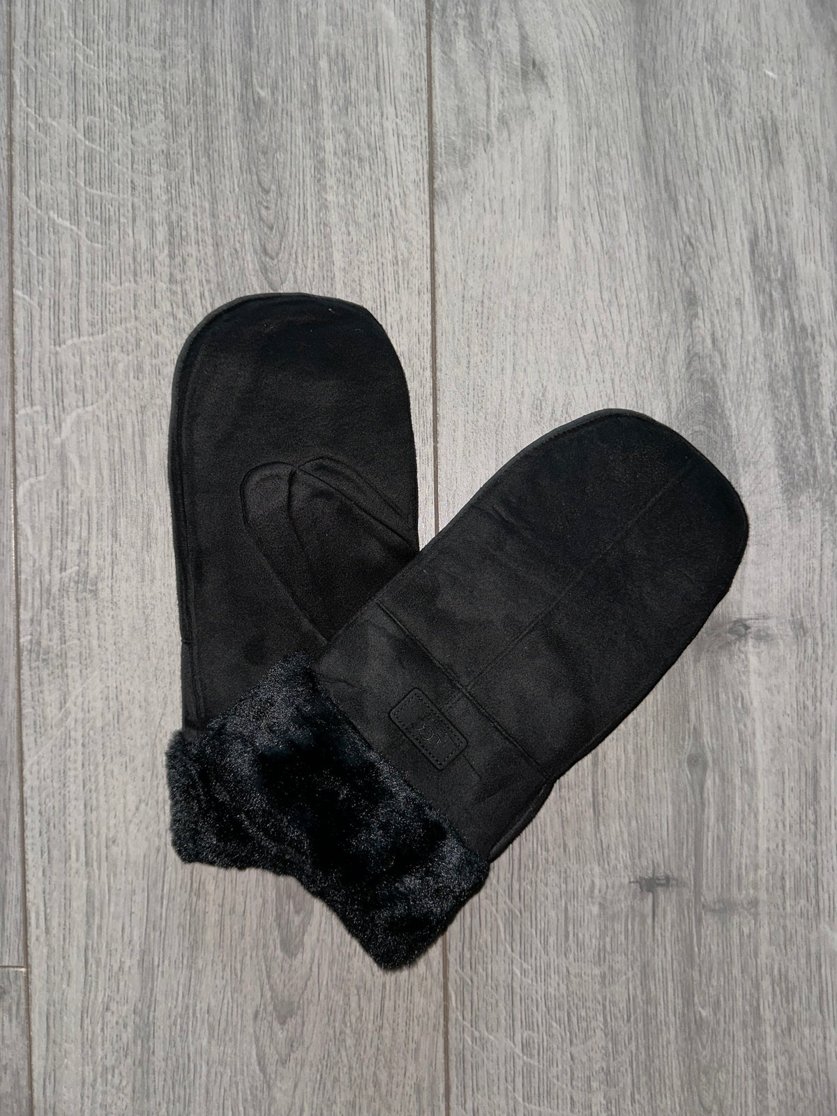 Suede Super Cosy Mittens