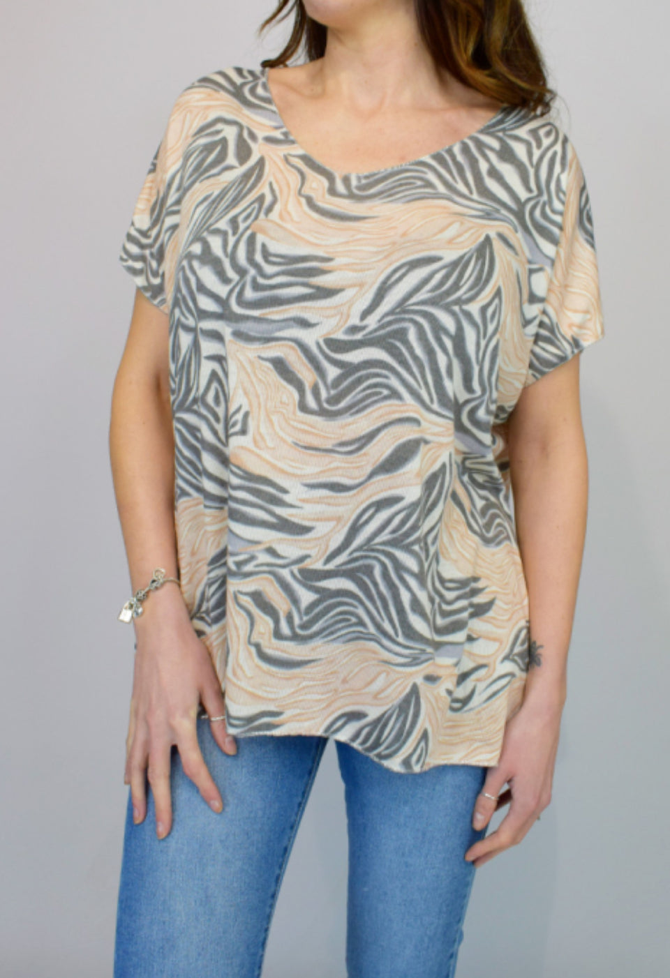 Animal Short Sleeved Knit Tee